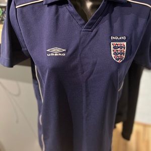 Umbro girls V-neck polo